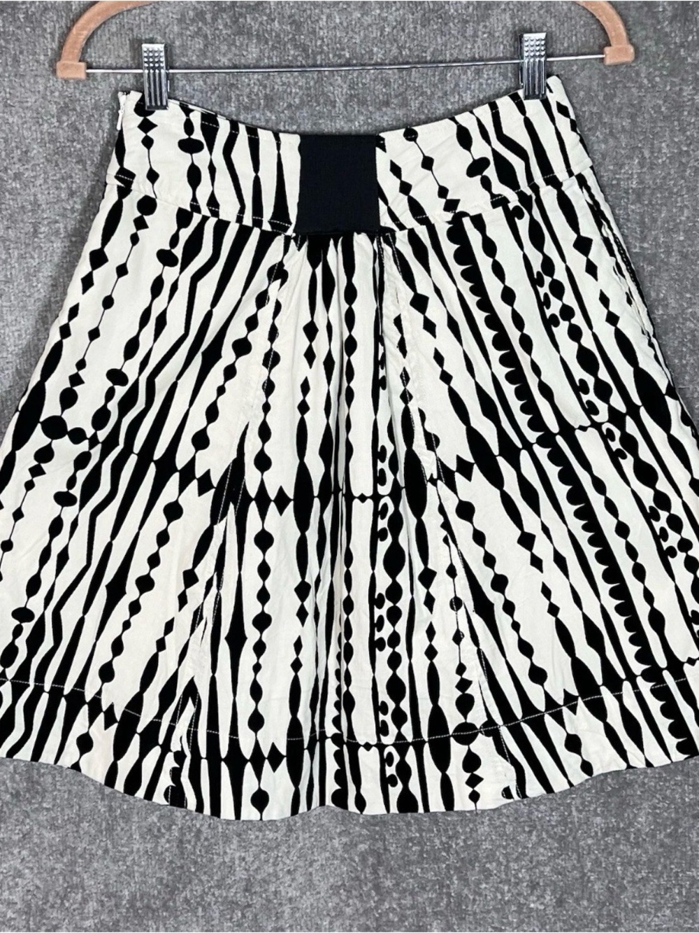 Anthropology Postmark A-line
Skirt in Black and White Geometric Print